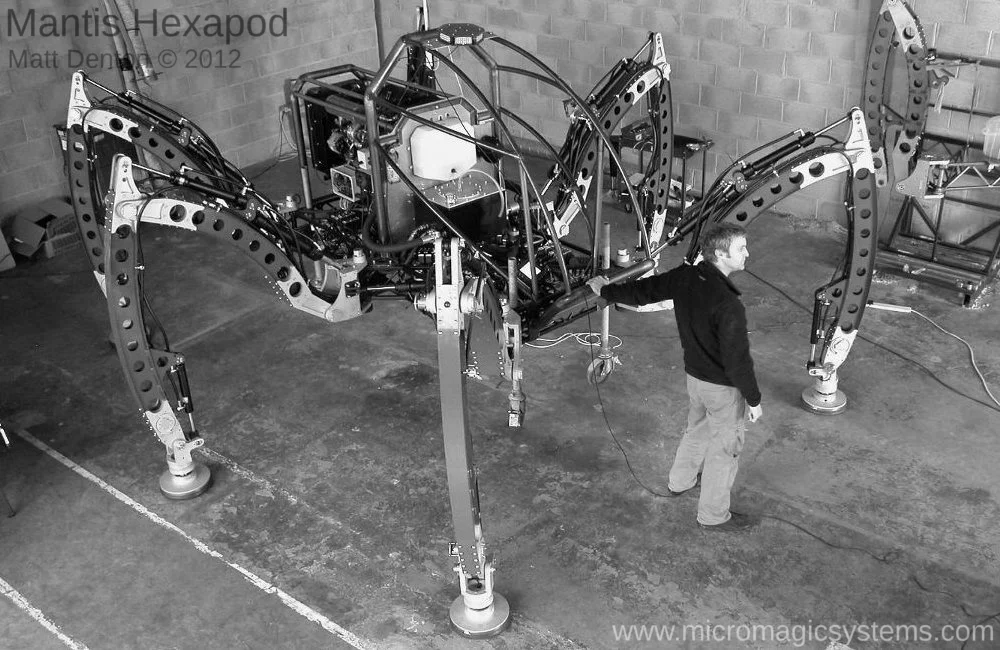 Hexapod-Mantis-Robot-Matt-Denton-Image-from-Early-Build-of-MK-I-Mantis